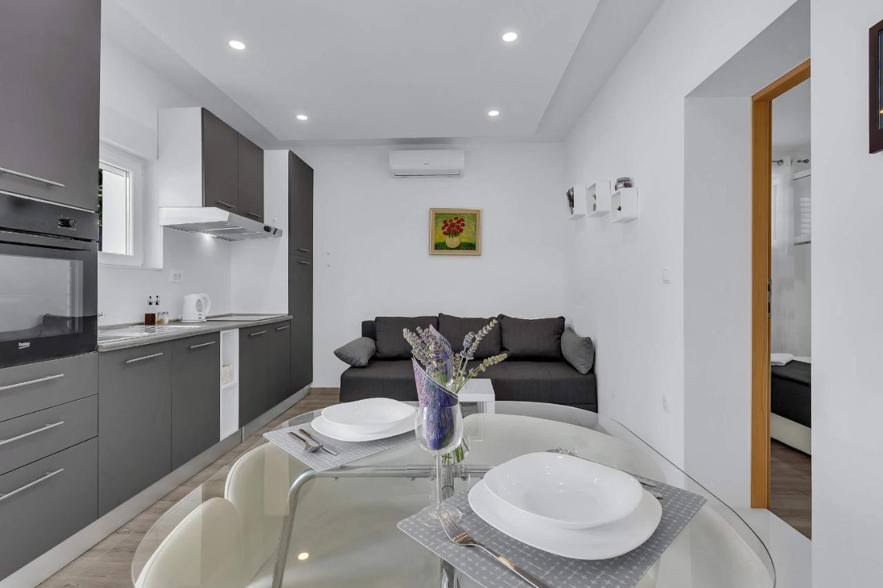 Sunny Garden Apartments Ana Makarska Dış mekan fotoğraf