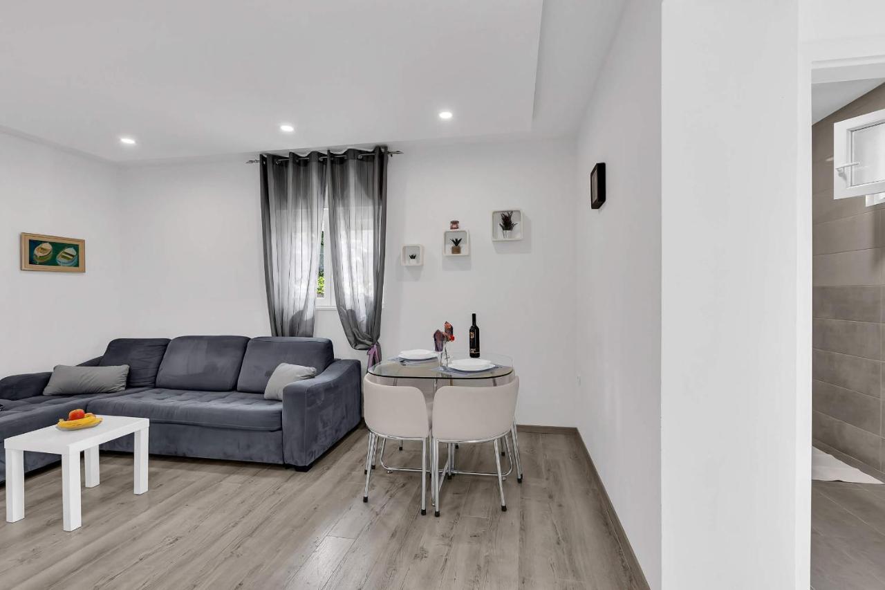 Sunny Garden Apartments Ana Makarska Dış mekan fotoğraf